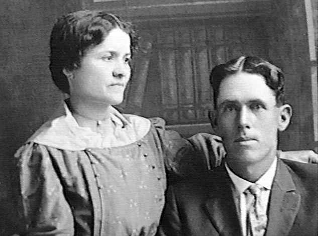 photo_adair_john_and_lizzie.jpg (64509 bytes)